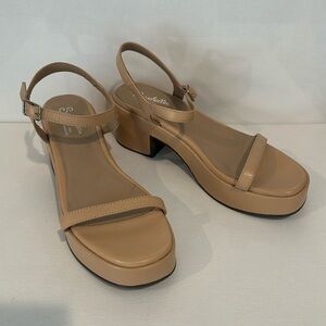 Seychelles Tan Women's Sandals